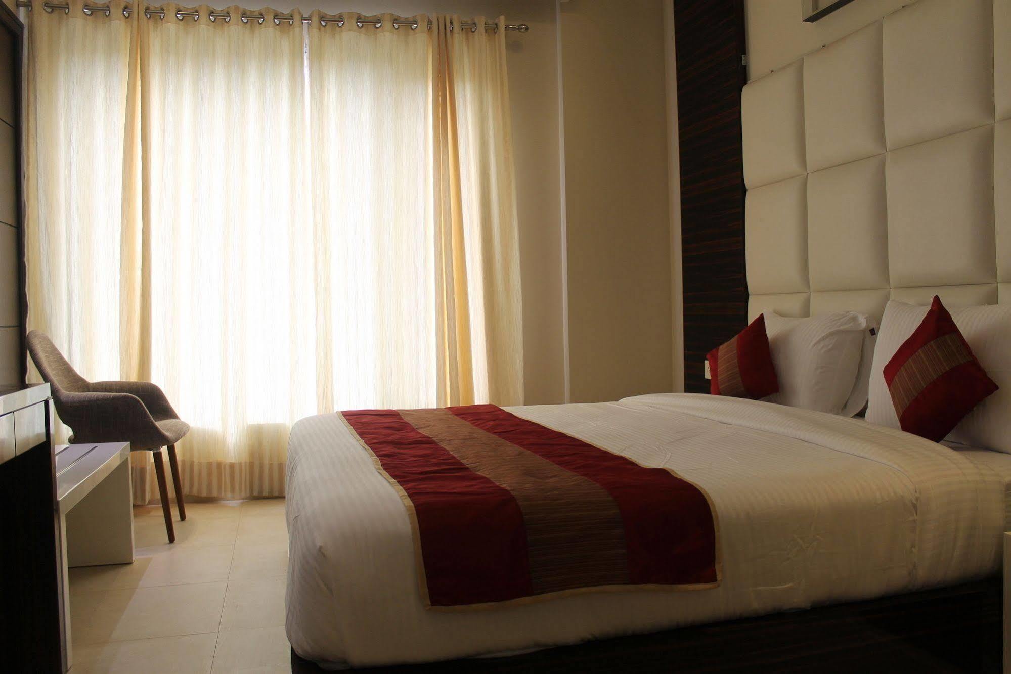 Hotel Gulnar New Delhi Rom bilde